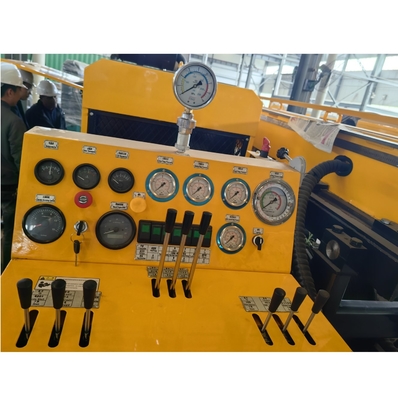 1640 ফুট GLXD-4 ডায়মন্ড কোর ড্রিল রিগ ক্রলার চ্যাসির উপর ভিত্তি করে পূর্ণ জলবাহী খনির