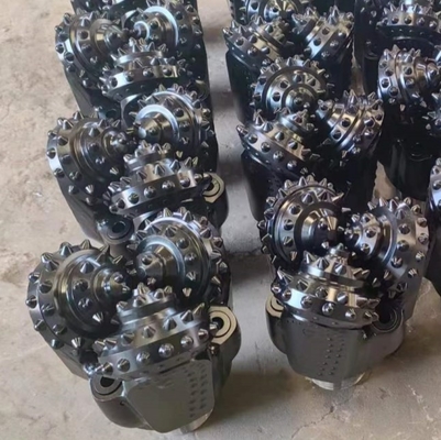 200mm IADC545 বায়ু ড্রিলিং মাইনিং ড্রিলিং প্রকল্পের জন্য ট্রিকোন রক বিট