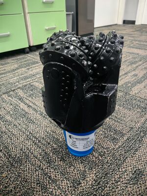 IADC637 6 1/2 ইঞ্চি টাংস্টেন কার্বাইড ইনসার্ট সহ হার্ড ফরমেশন ড্রিলিং এর জন্য ট্রাইকোন রক বিট